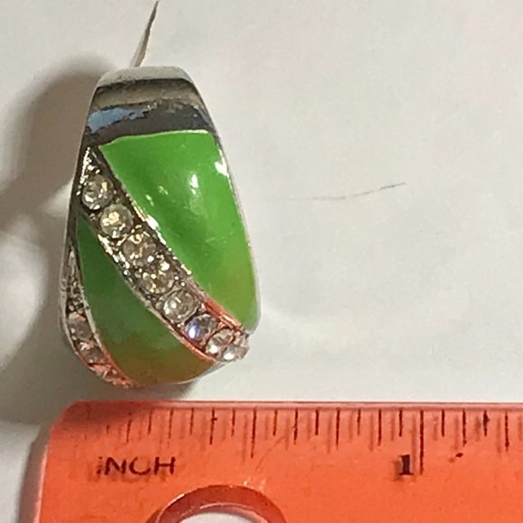 Vintage Green Enamel Cocktail Ring Silver Plated Crystal Rhinestone Size 7 Boho - Picture 12 of 12